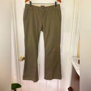 Banana Republic Olive trousers - size 8